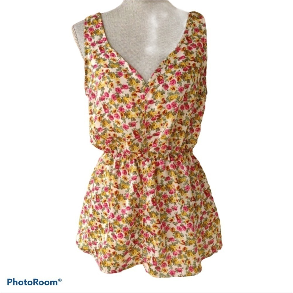 Forever21 Satin Floral Cinched‎ Waist Top M